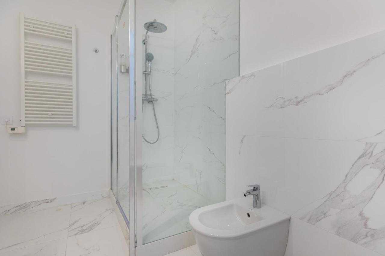 Majestic 4Br/4Bath Apartment In Sagrada Familia Area Barcelona Exterior photo