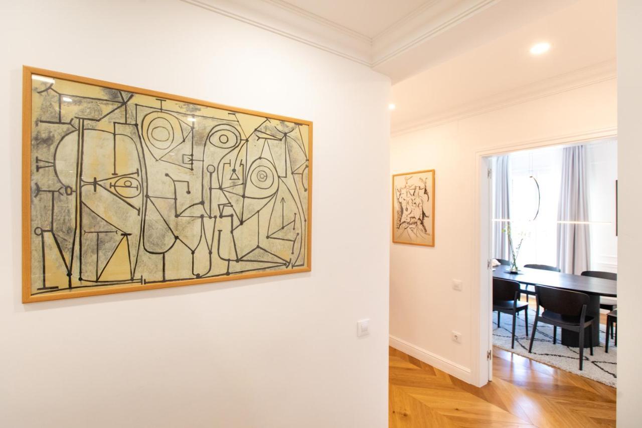 Majestic 4Br/4Bath Apartment In Sagrada Familia Area Barcelona Exterior photo